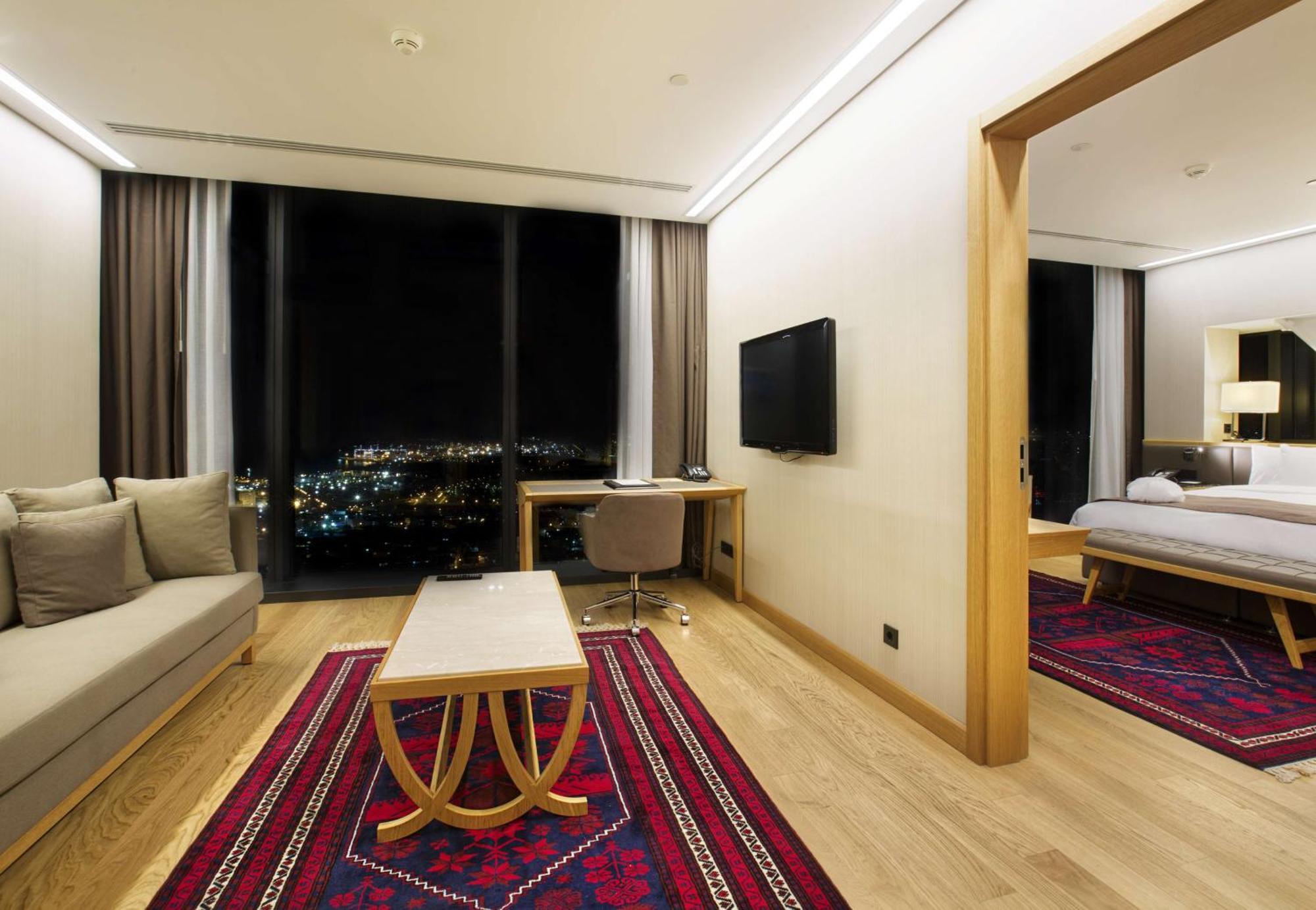 Doubletree By Hilton Istanbul-Avcilar Hotel Exterior photo